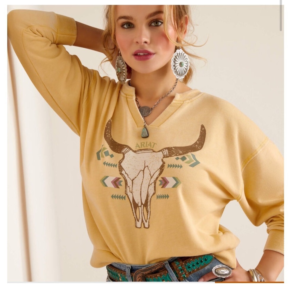 Ariat Womens Boho Cowgirl Yellow Western Skull Graphic V-Neck Sweatshirt L/XL